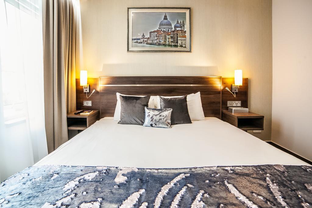 Hampton Serviced Apartamento