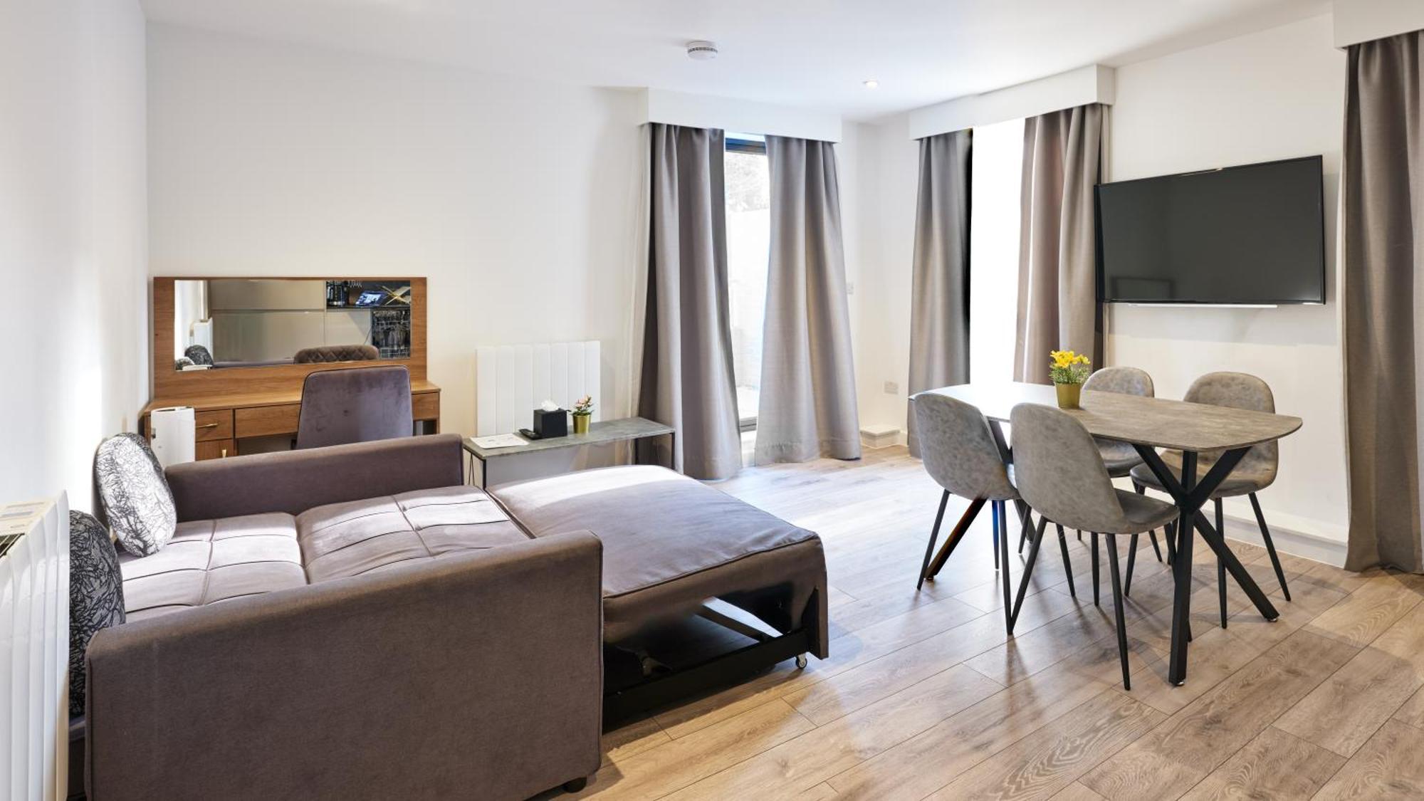 Hampton Serviced Apartment